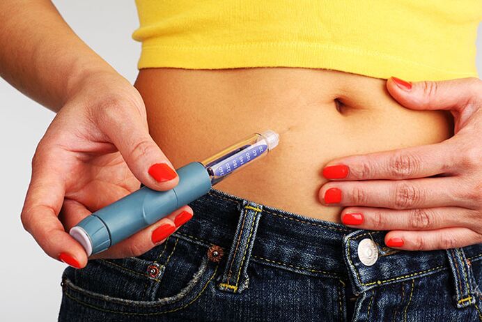Insulin injection is an effective but dangerous method of fast weight loss