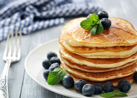 You can have a kefir breakfast with delicious diet pancakes
