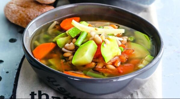 Vegetable soup - the easy first on the Maggi . diet menu
