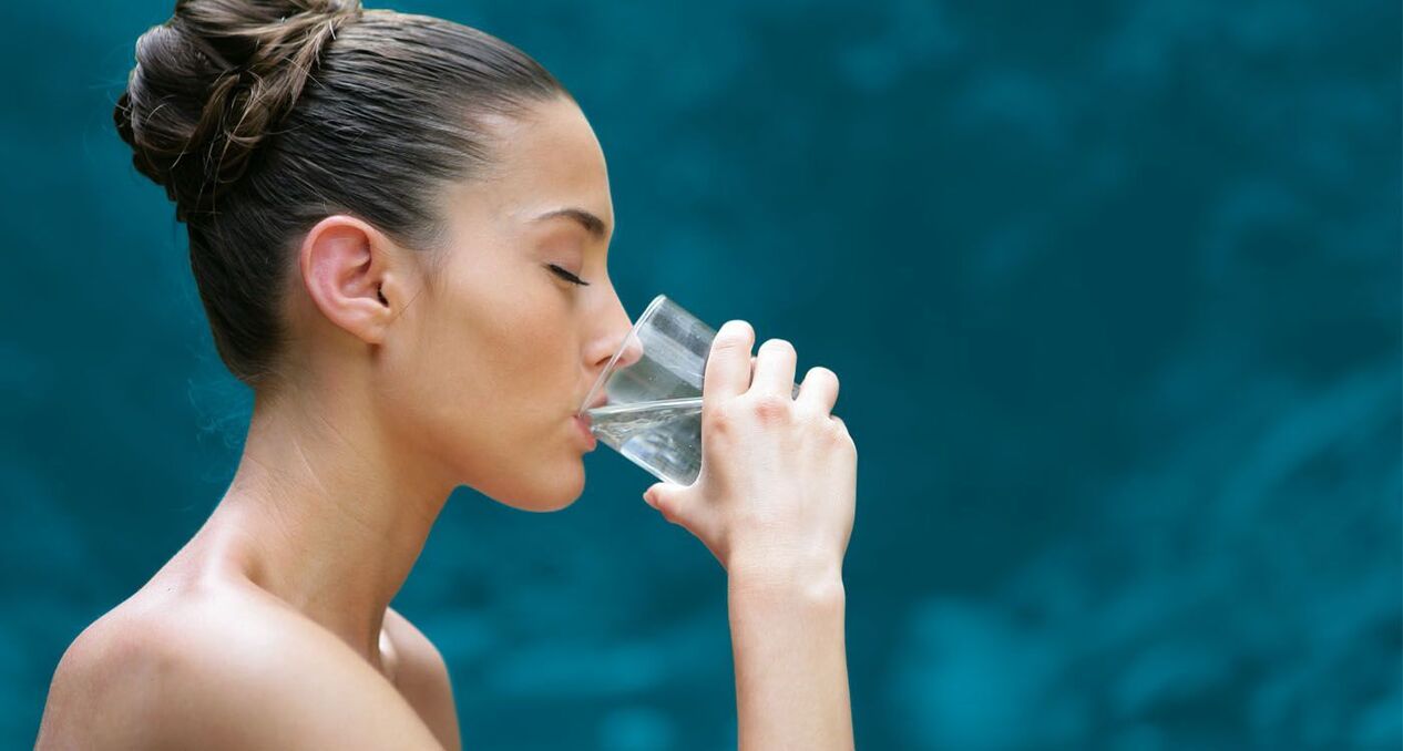 drinking water on an empty stomach is part of the Japanese diet